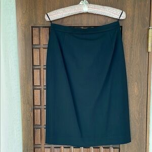 Escada basic black skirt